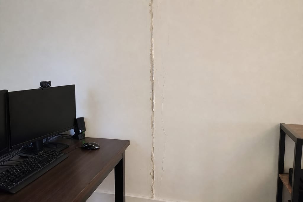 Drywall Seam and Joint Repair photo